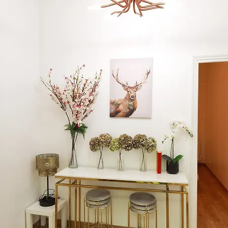 Le Marais Sunshine 5 Bdrs 3 Mins To Metro N3-10 Apartment